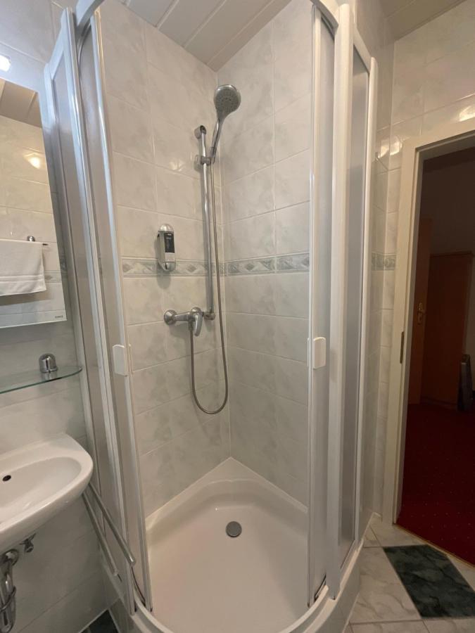 Gaststaette & Pension Waldschloesschen Oberhof  Ngoại thất bức ảnh
