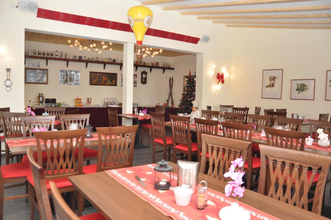 Gaststaette & Pension Waldschloesschen Oberhof  Ngoại thất bức ảnh